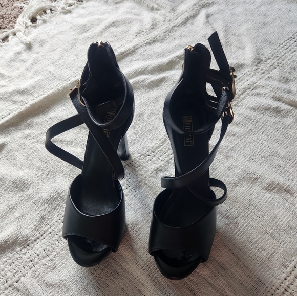 IDIFU Women's  Crisscross Strappy Platform High Chunky Heels Size 7.5 - Picture 2 of 7